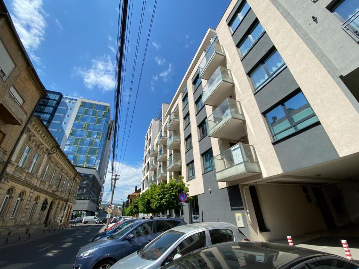 Ultracentral Luxury Apartment คลูจ-นาโปกา ภายนอก รูปภาพ